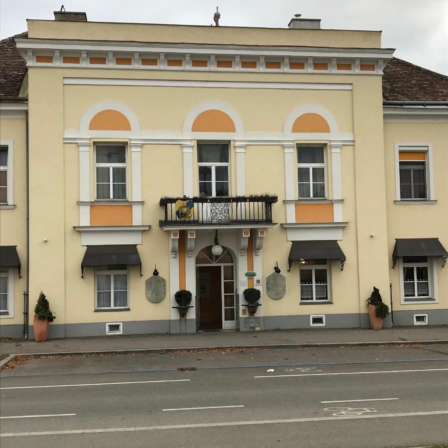 Lg Tiny Apartment Korneuburg Luaran gambar