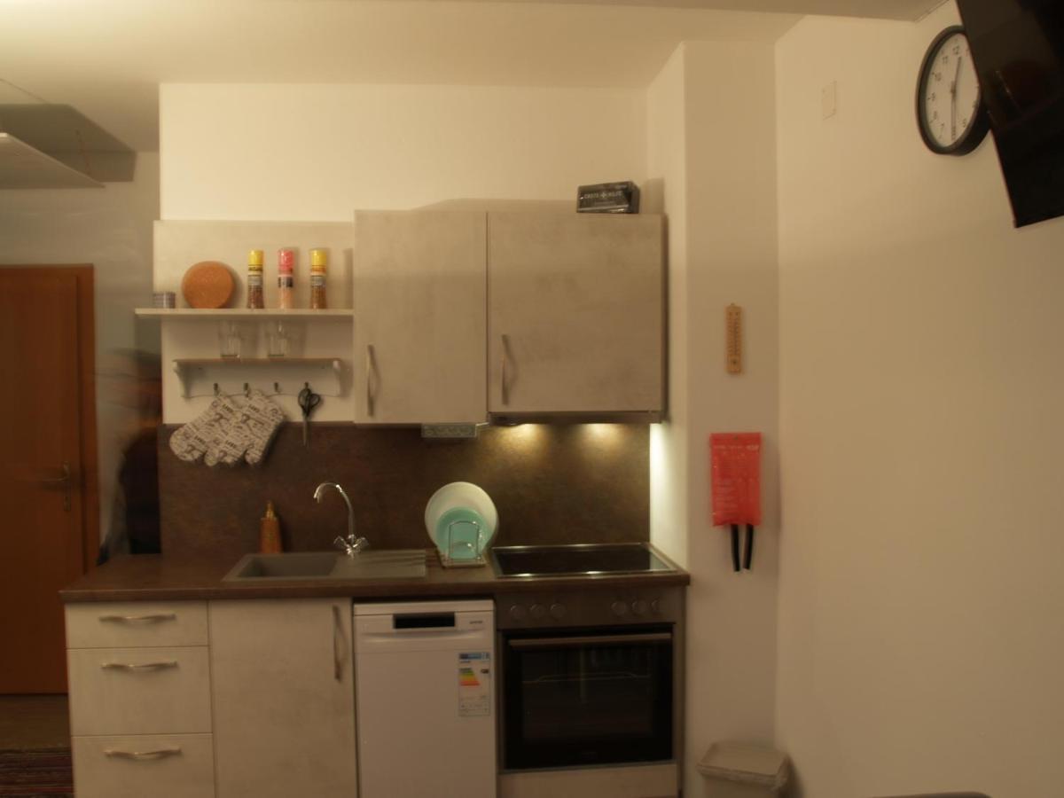 Lg Tiny Apartment Korneuburg Luaran gambar